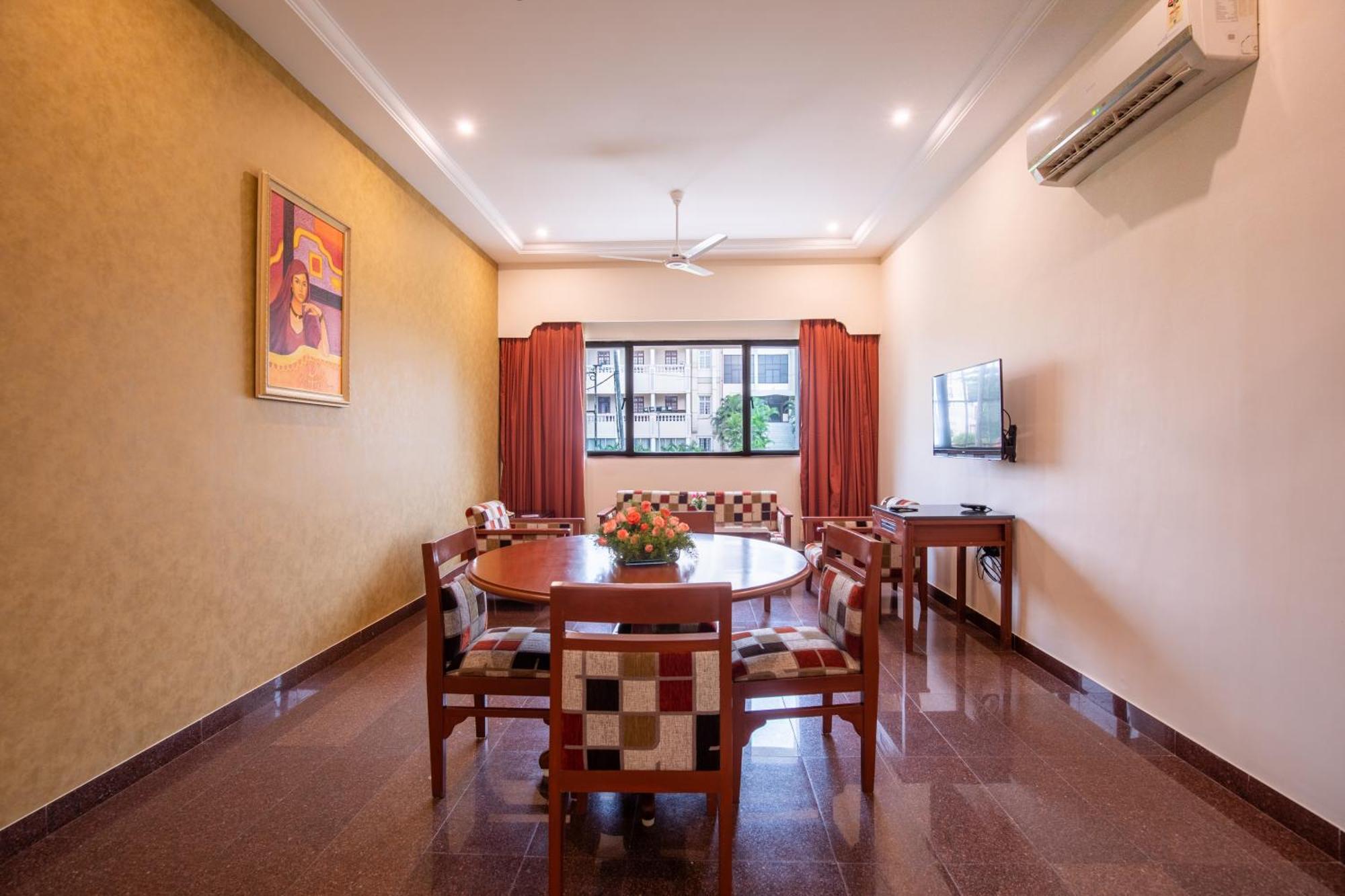 Jenneys Residency Hotel Coimbatore Kamer foto