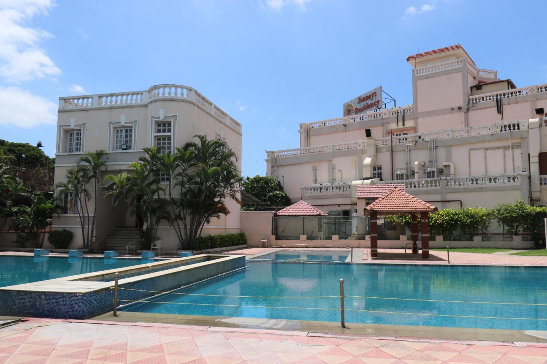 Jenneys Residency Hotel Coimbatore Buitenkant foto