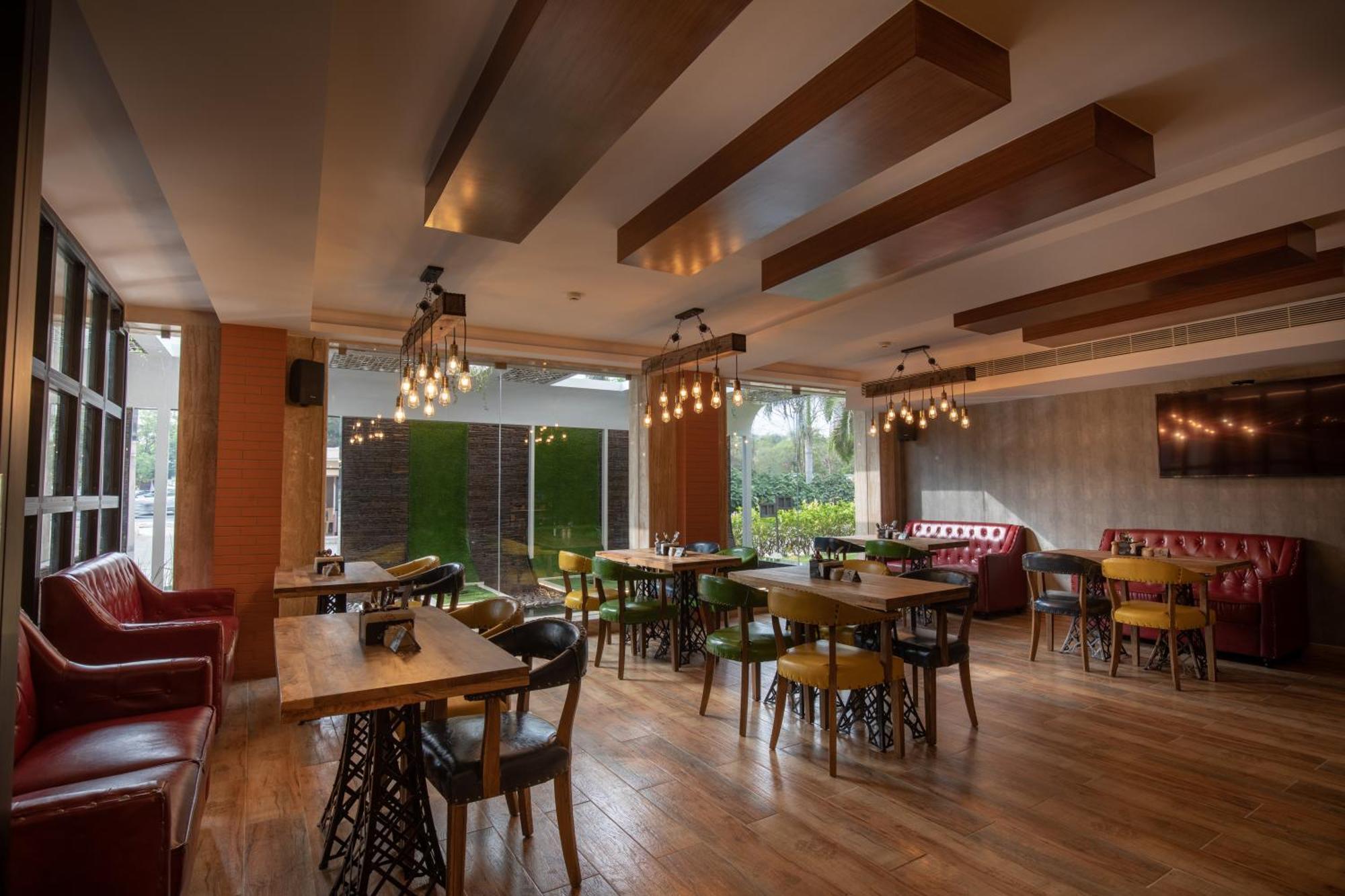 Jenneys Residency Hotel Coimbatore Buitenkant foto
