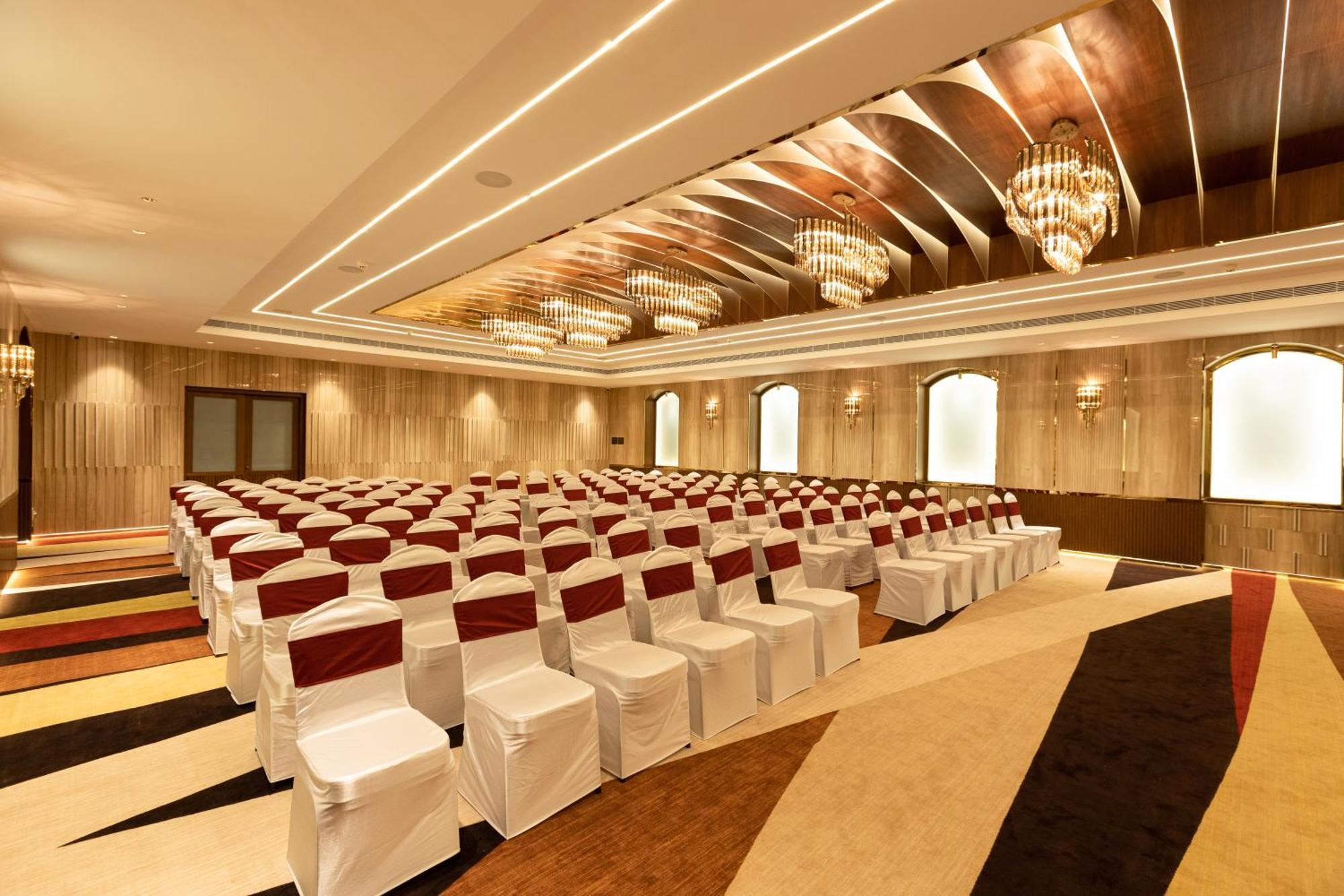 Jenneys Residency Hotel Coimbatore Buitenkant foto