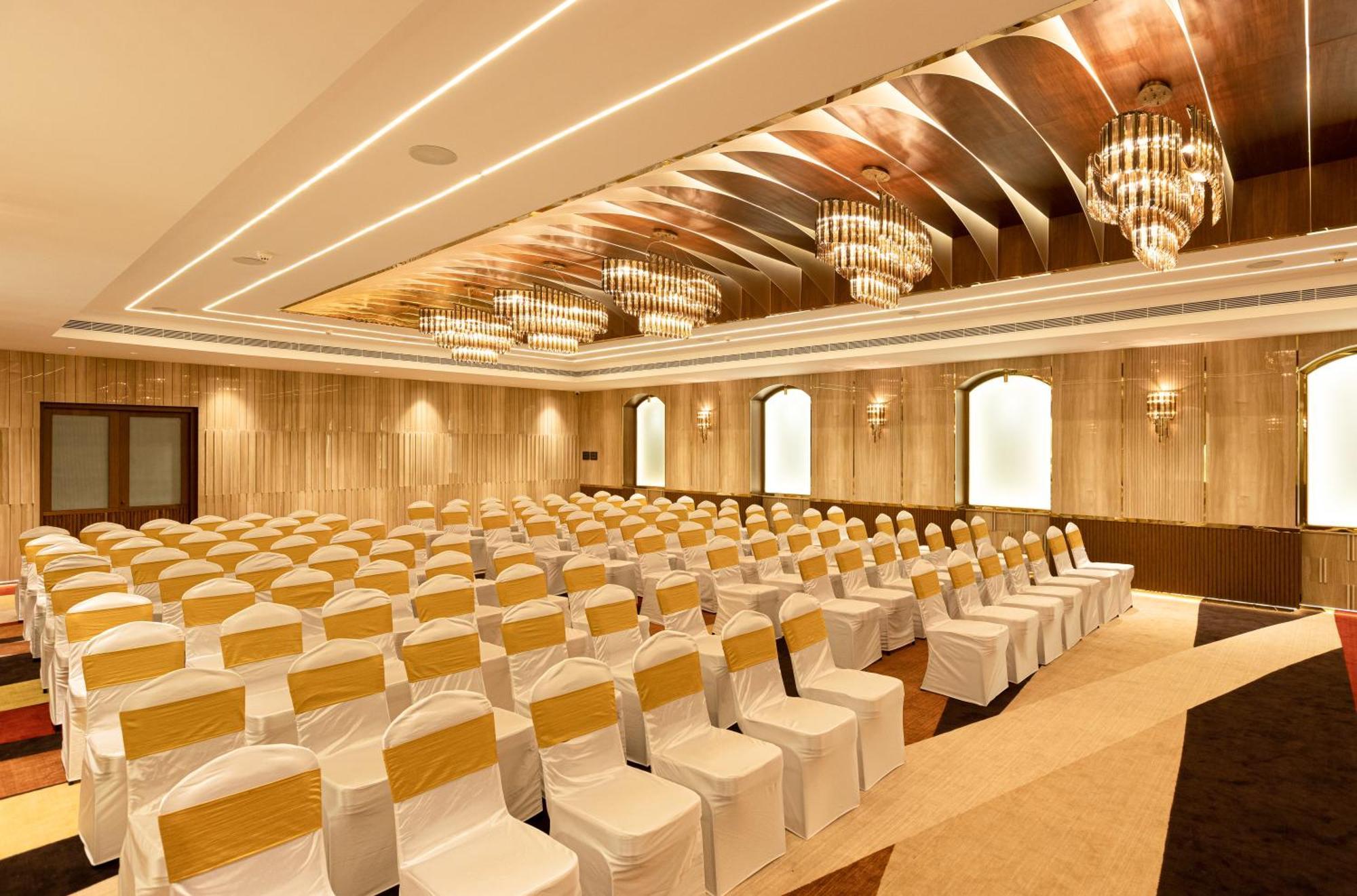 Jenneys Residency Hotel Coimbatore Buitenkant foto