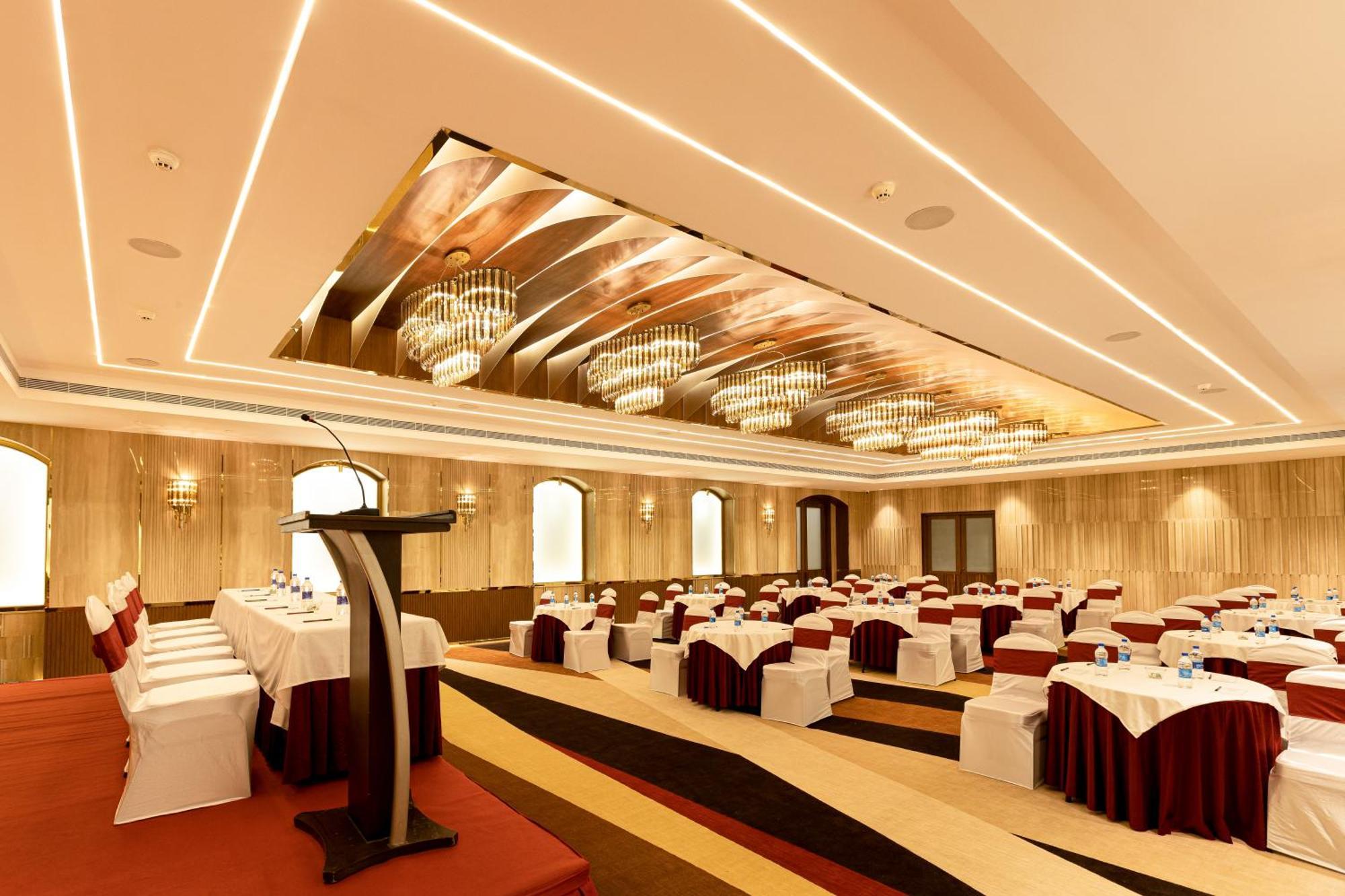 Jenneys Residency Hotel Coimbatore Buitenkant foto